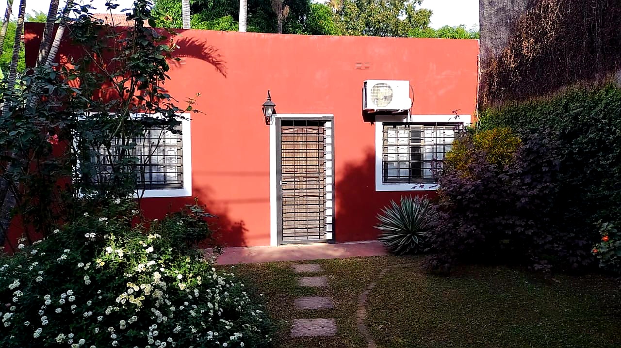 Fachada de CROK en Av. Lavalle 555, Resistencia